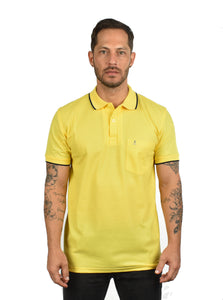 Polo Amarilla con bolsillo